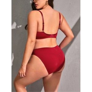 Plus Butterfly & Plants Embroidery Mesh Underwire Lingerie Set
